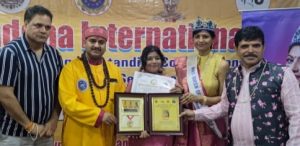 Read more about the article लेखिका दीप्ति खरे को बैंकाक में मिला अंतरराष्ट्रीय सम्मान